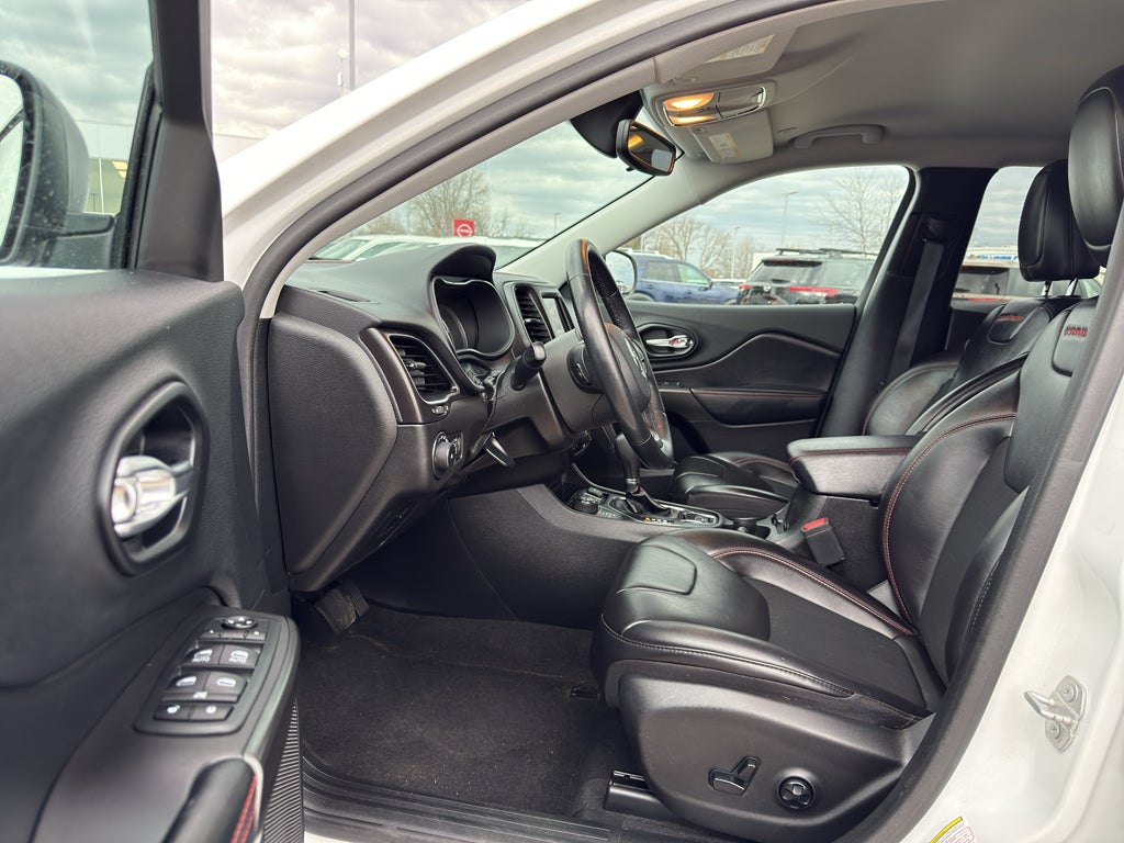 2020 Jeep Cherokee Trailhawk