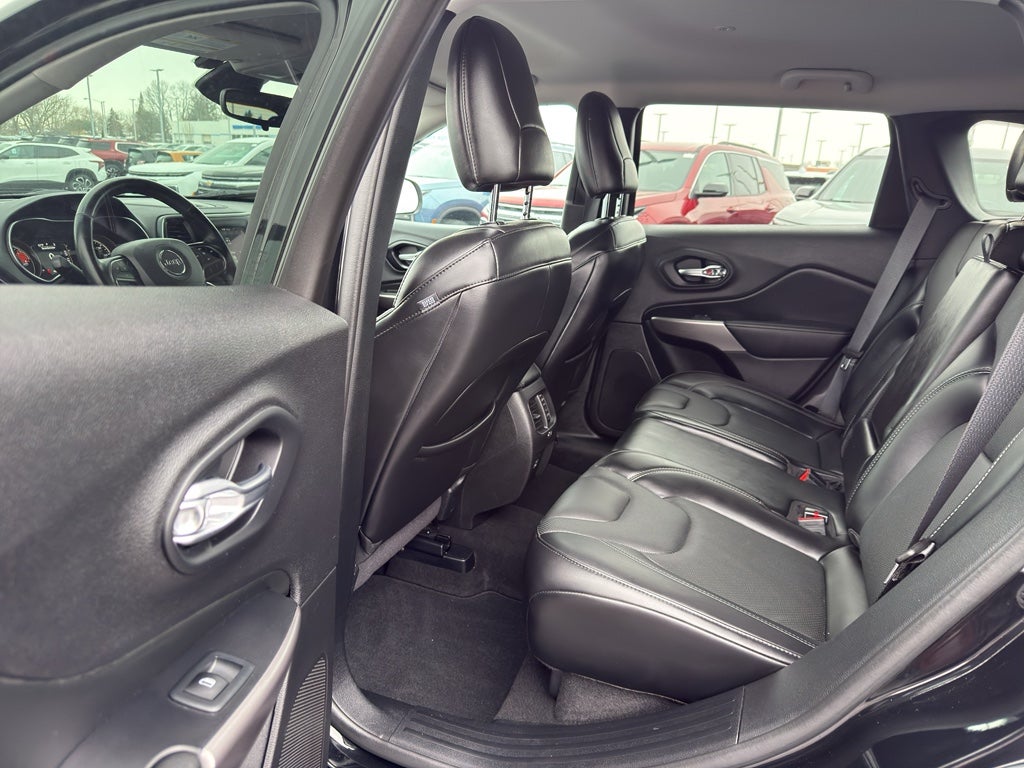 2021 Jeep Cherokee Latitude Lux