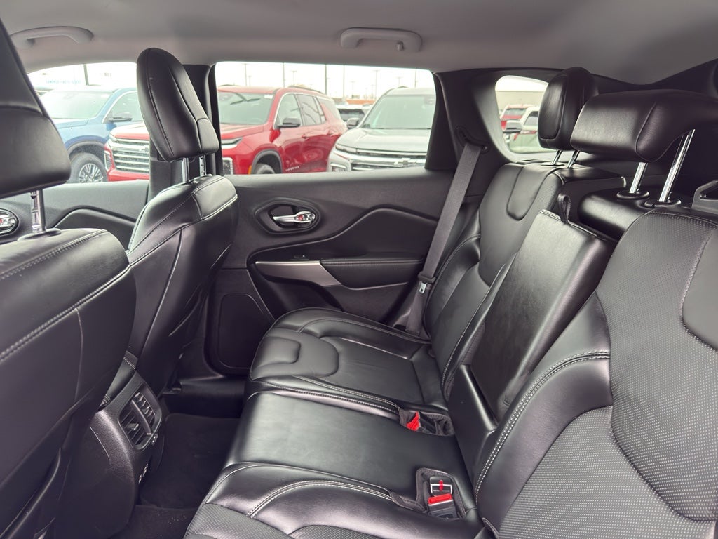 2021 Jeep Cherokee Latitude Lux