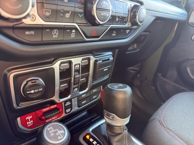 2024 Jeep WRANGLER UNLIMI Base