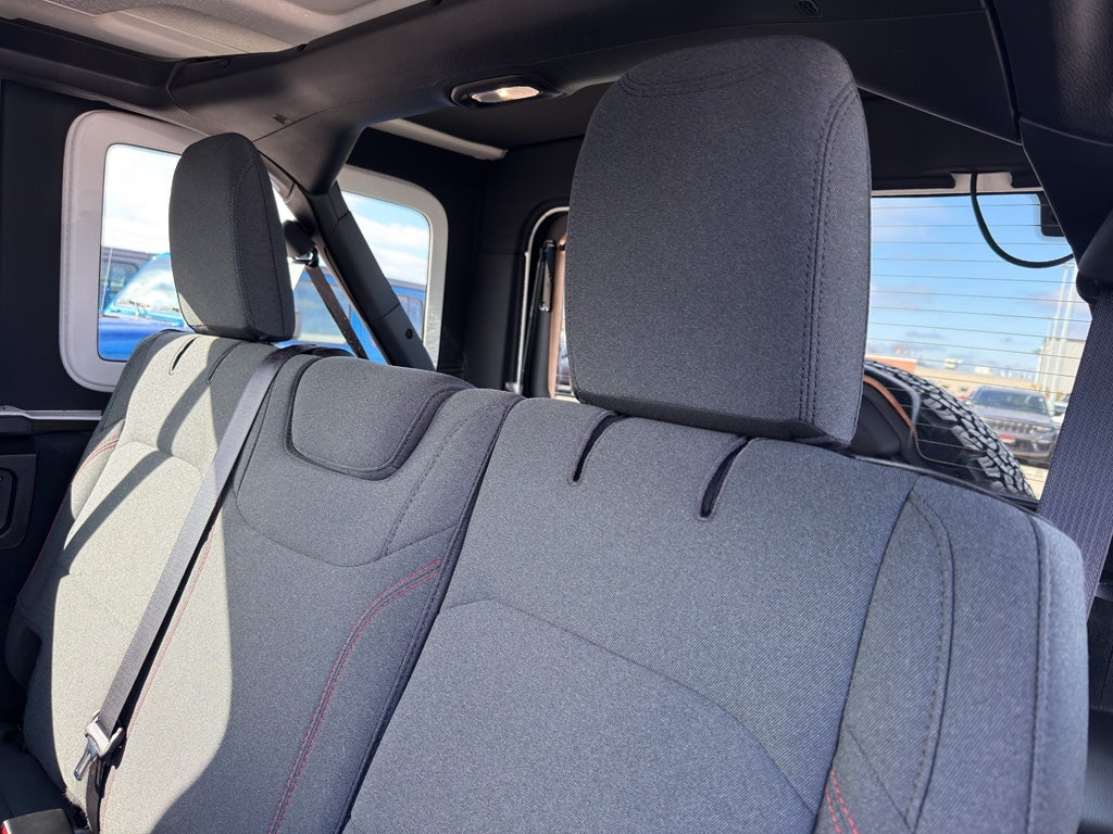 2024 Jeep WRANGLER UNLIMI Base