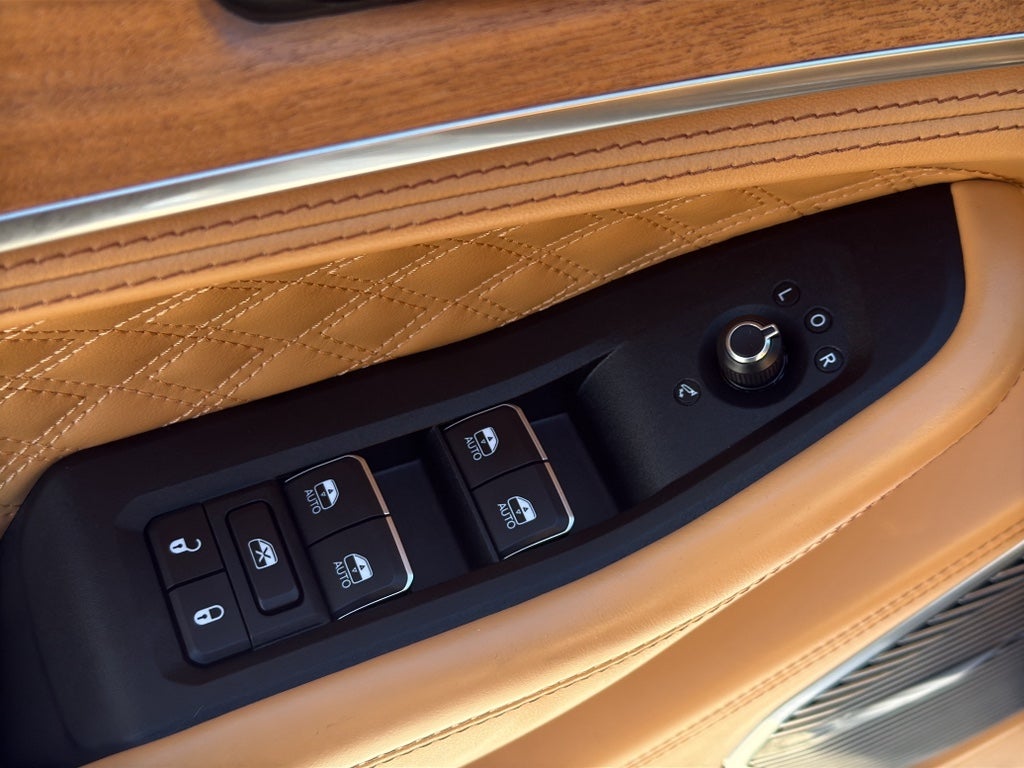 2025 Jeep GRN CHEROKEE L Base