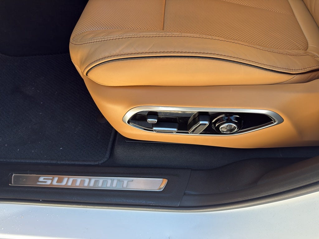 2025 Jeep GRN CHEROKEE L Base