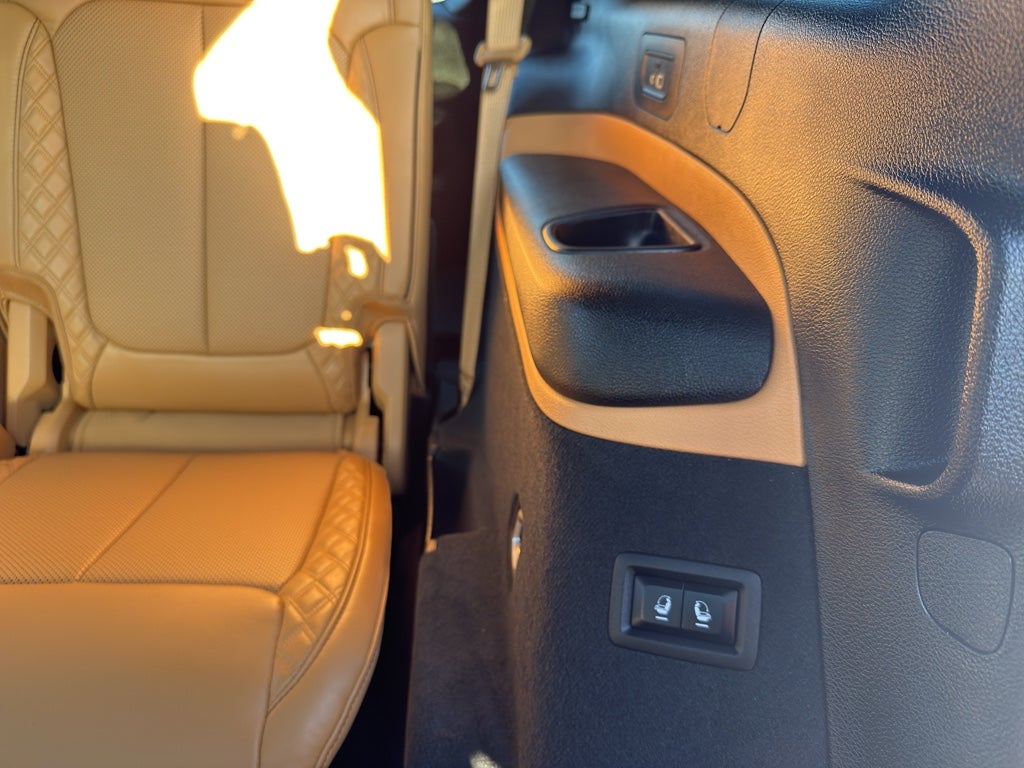 2025 Jeep GRN CHEROKEE L Base