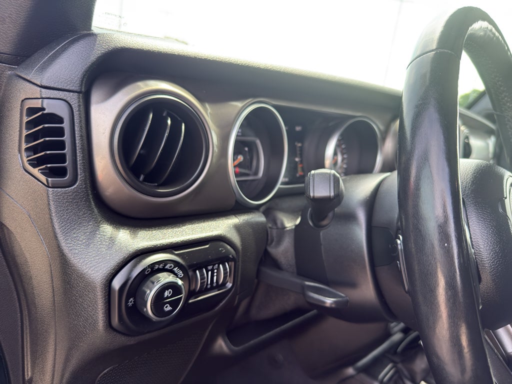2020 Jeep Gladiator Sport S - Photo 15