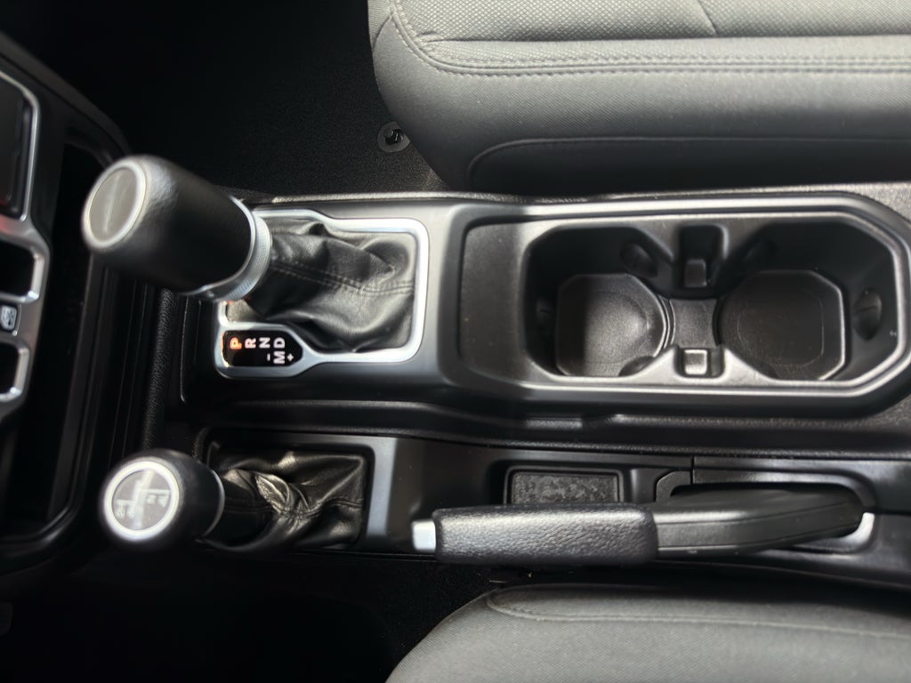 2020 Jeep Gladiator Sport S - Photo 23