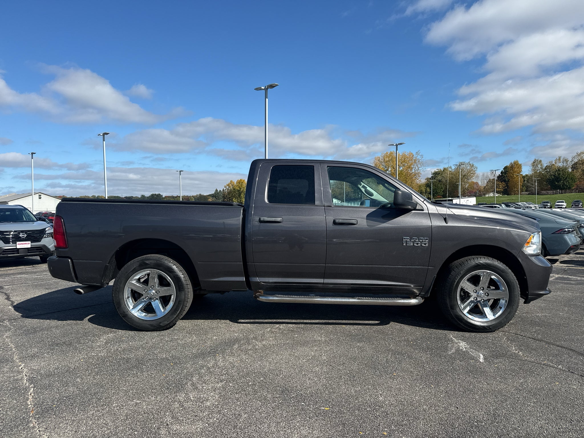 2018 RAM 1500 Express Quad Cab 4x4 6'4" Box