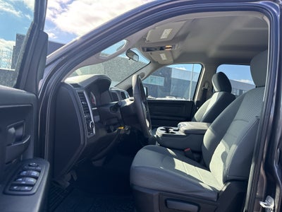 2018 RAM 1500 Express Quad Cab 4x4 6'4" Box