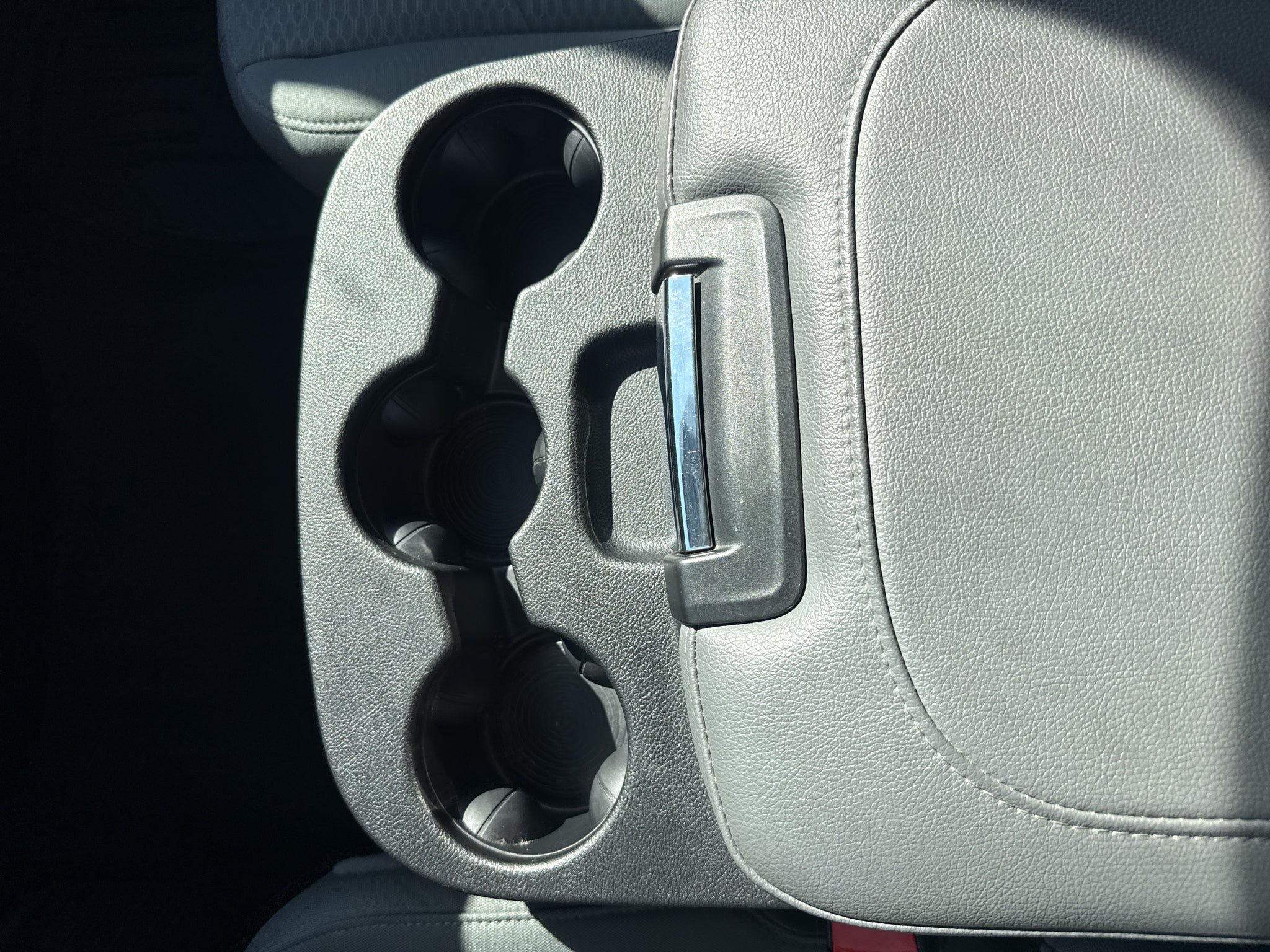 2017 RAM 1500 Express Quad Cab 4x4 6'4" Box