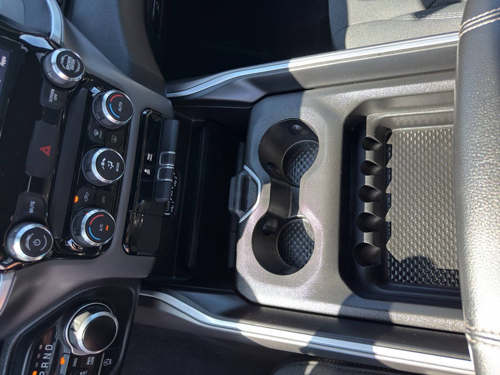 2022 RAM 1500 Big Horn Quad Cab 4x4 6'4" Box