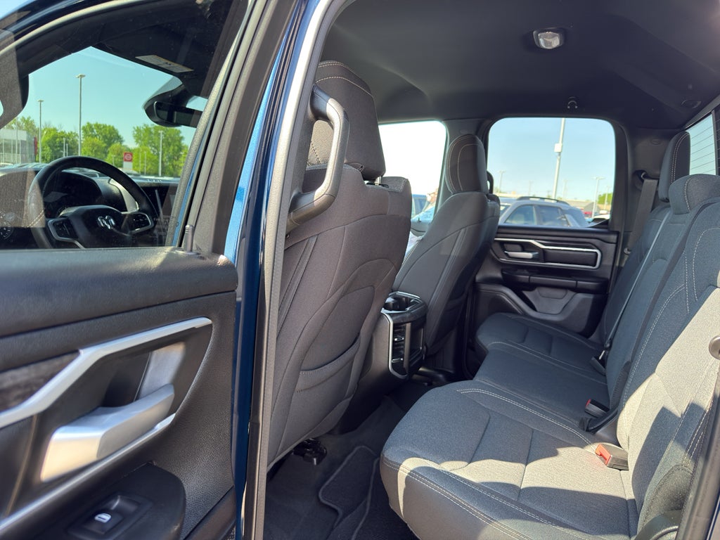 2022 RAM 1500 Big Horn Quad Cab 4x4 6'4" Box
