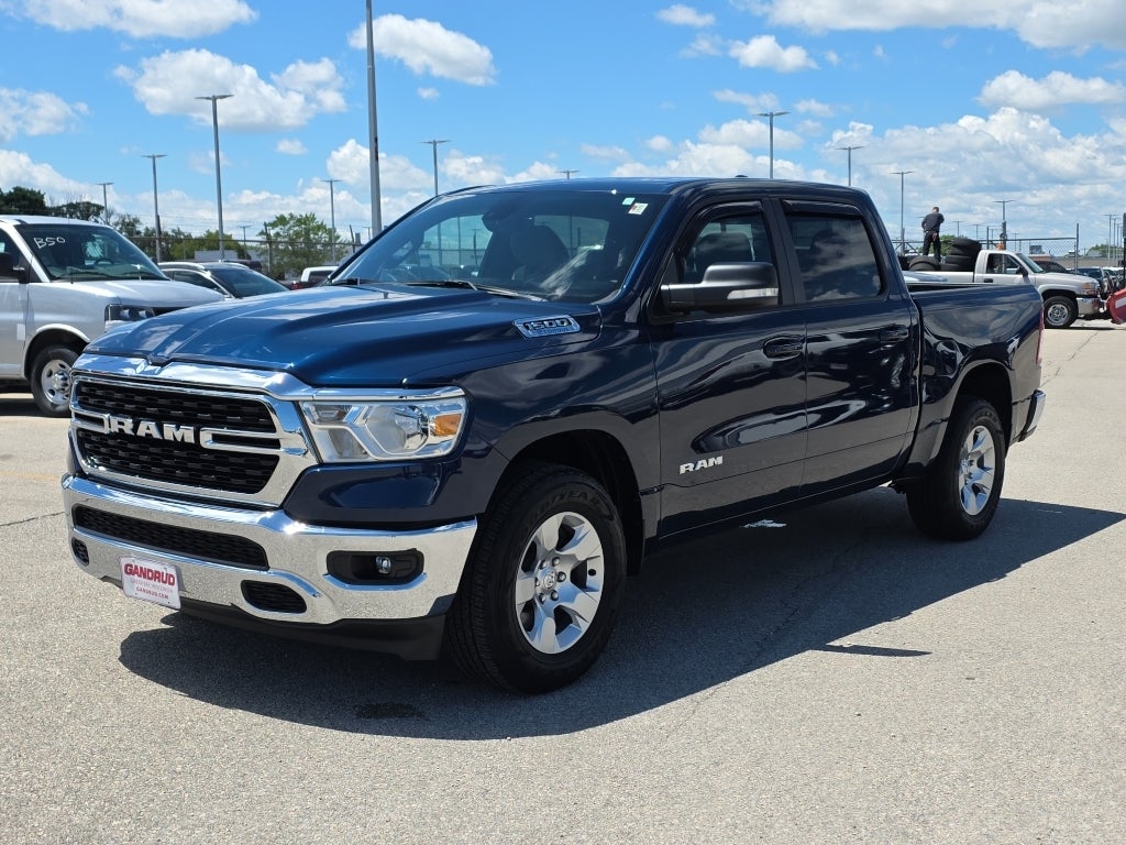 2022 RAM 1500 Big Horn Crew Cab 4x4 5'7" Box