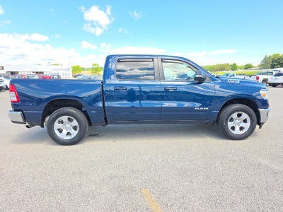 2022 RAM 1500 Big Horn Crew Cab 4x4 5'7" Box