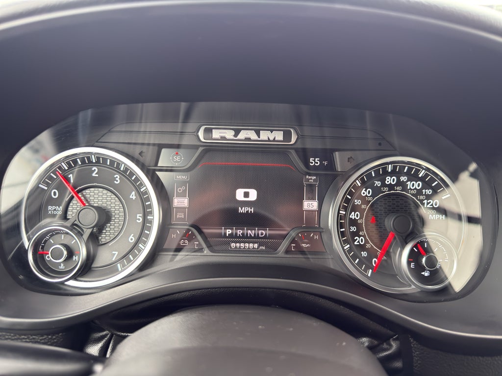2022 RAM 1500 Big Horn Quad Cab 4x4 6'4" Box