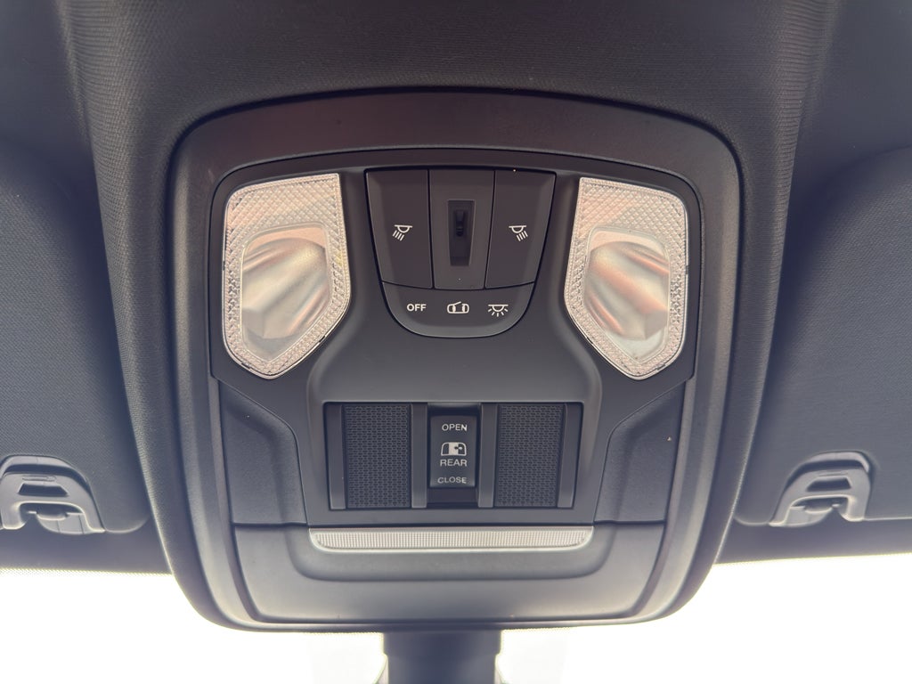 2022 RAM 1500 Big Horn Quad Cab 4x4 6'4" Box