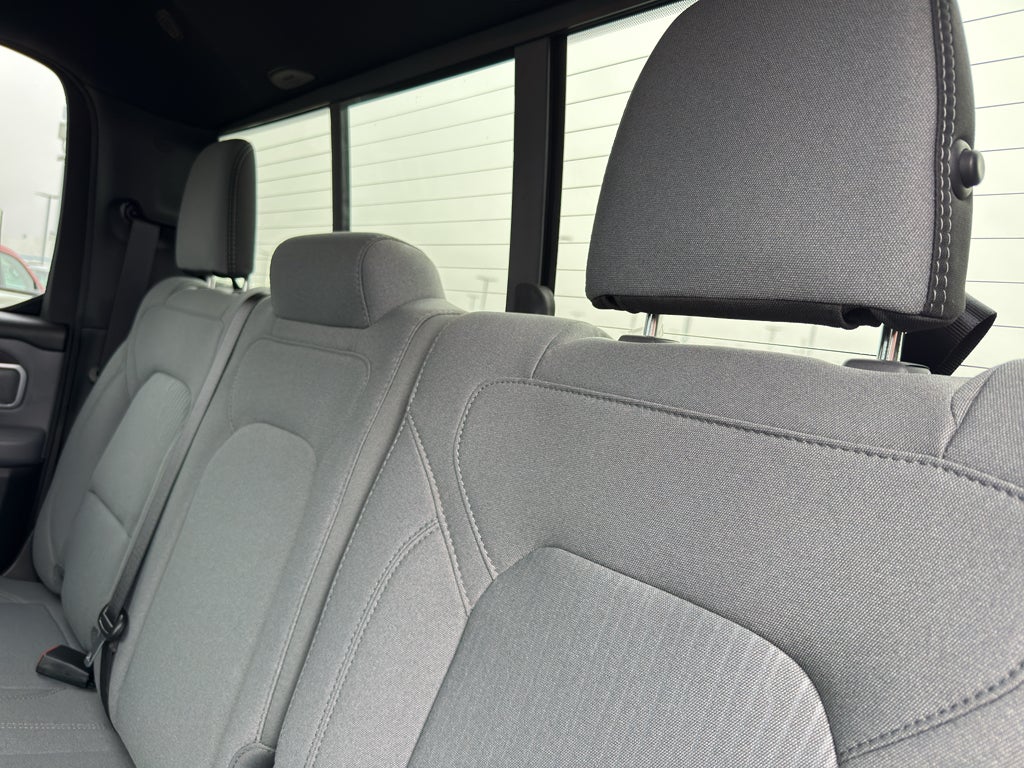 2022 RAM 1500 Big Horn Quad Cab 4x4 6'4" Box