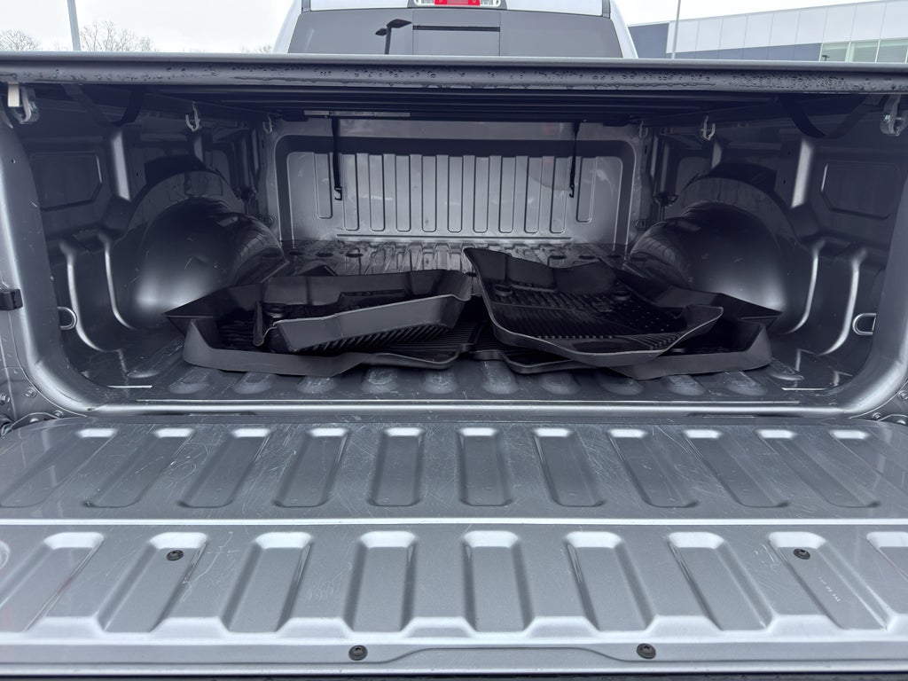 2022 RAM 1500 Big Horn Quad Cab 4x4 6'4" Box