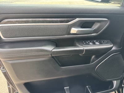 2020 RAM 1500 Big Horn Crew Cab 4x4 5'7" Box