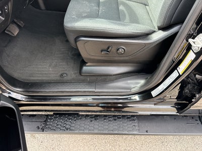 2020 RAM 1500 Big Horn Crew Cab 4x4 5'7" Box