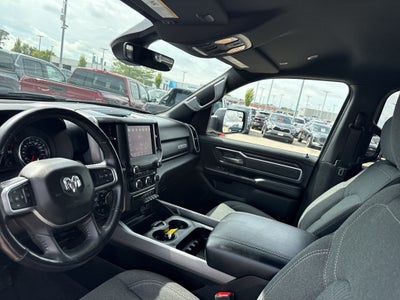 2020 RAM 1500 Big Horn Crew Cab 4x4 5'7" Box