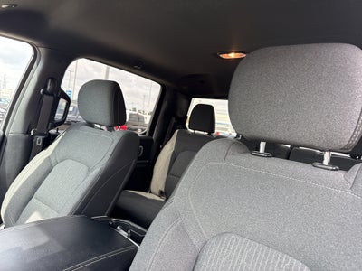 2020 RAM 1500 Big Horn Crew Cab 4x4 5'7" Box