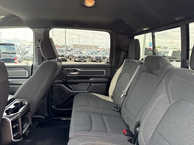 2020 RAM 1500 Big Horn Crew Cab 4x4 5'7" Box