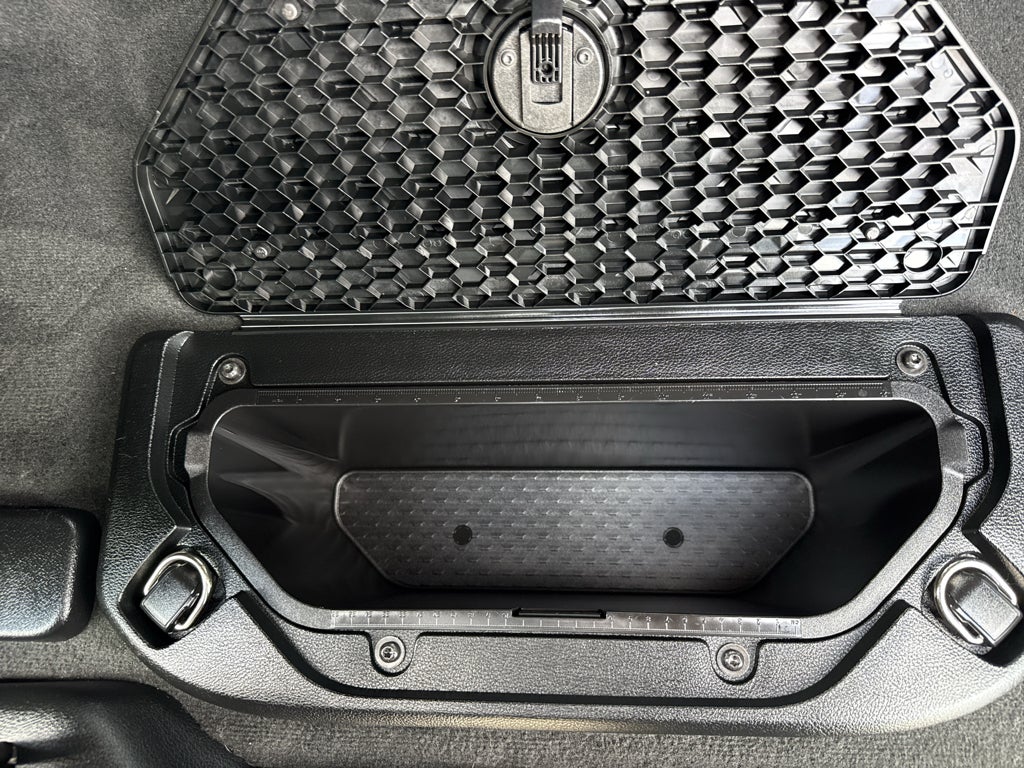 2020 RAM 1500 Big Horn Crew Cab 4x4 5'7" Box