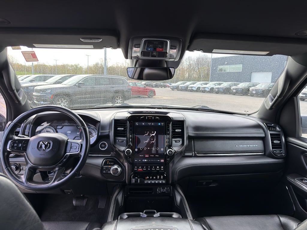 2022 RAM 1500 Limited Crew Cab 4x4 5'7" Box