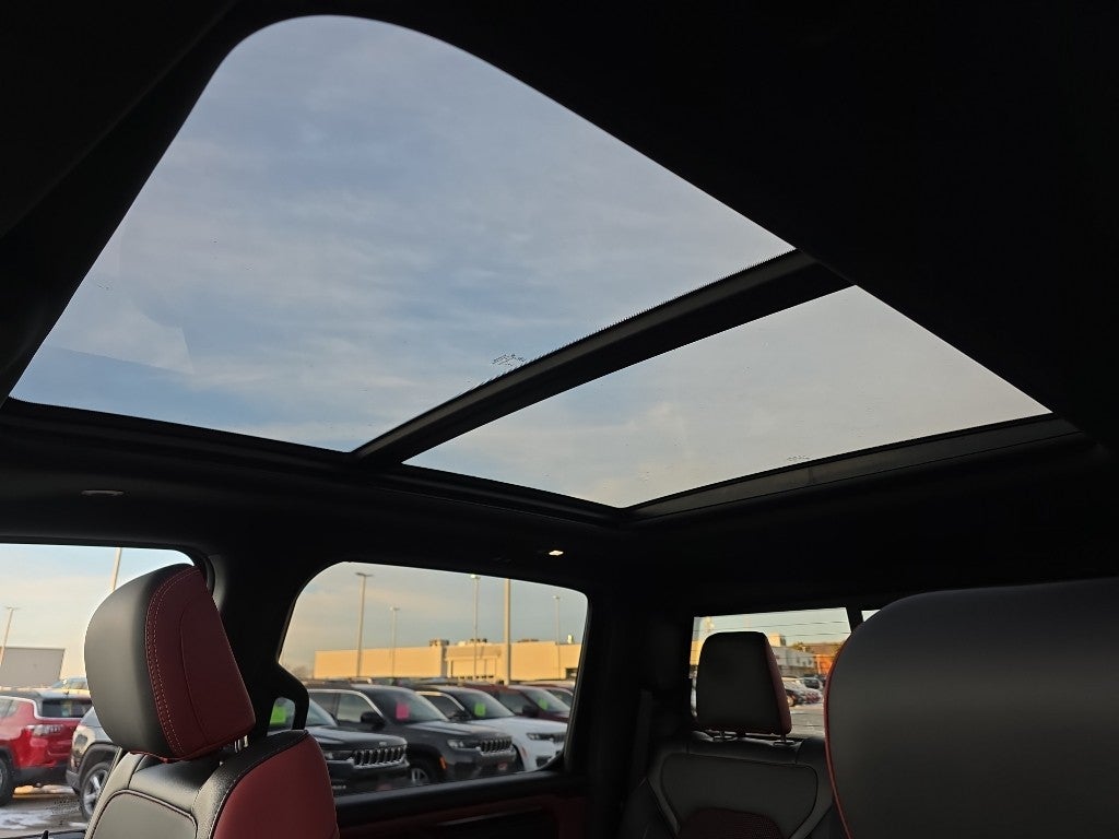 2025 RAM RAM 1500 Base