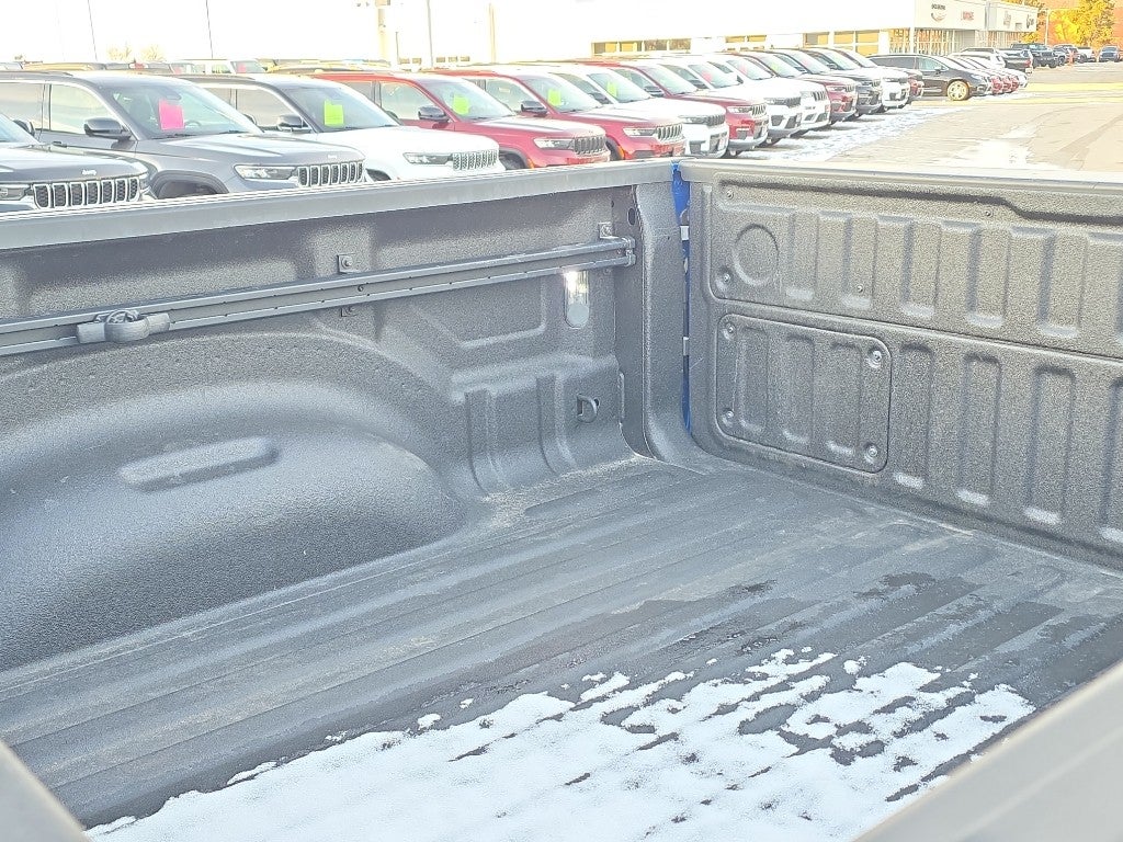 2025 RAM RAM 1500 Base