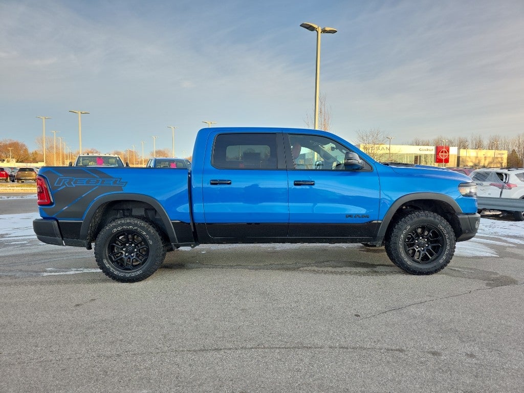 2025 RAM RAM 1500 Base