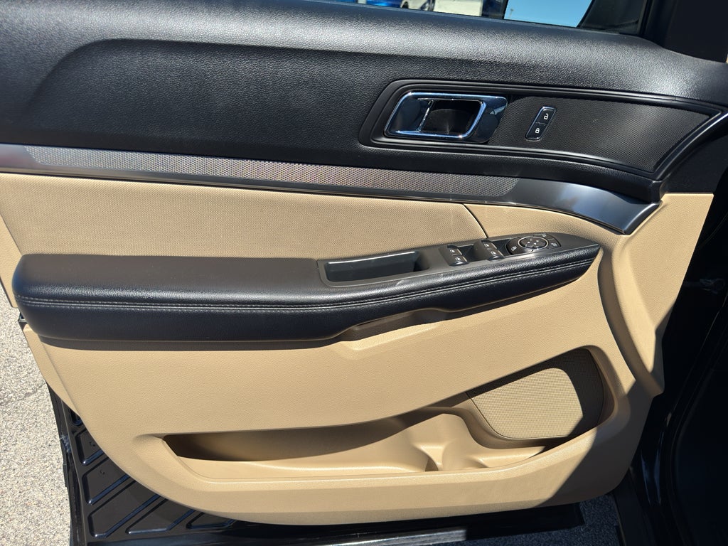 2017 Ford Explorer Base