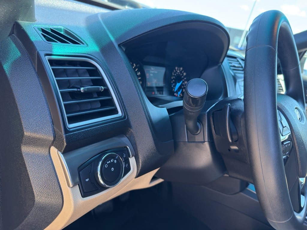 2017 Ford Explorer Base