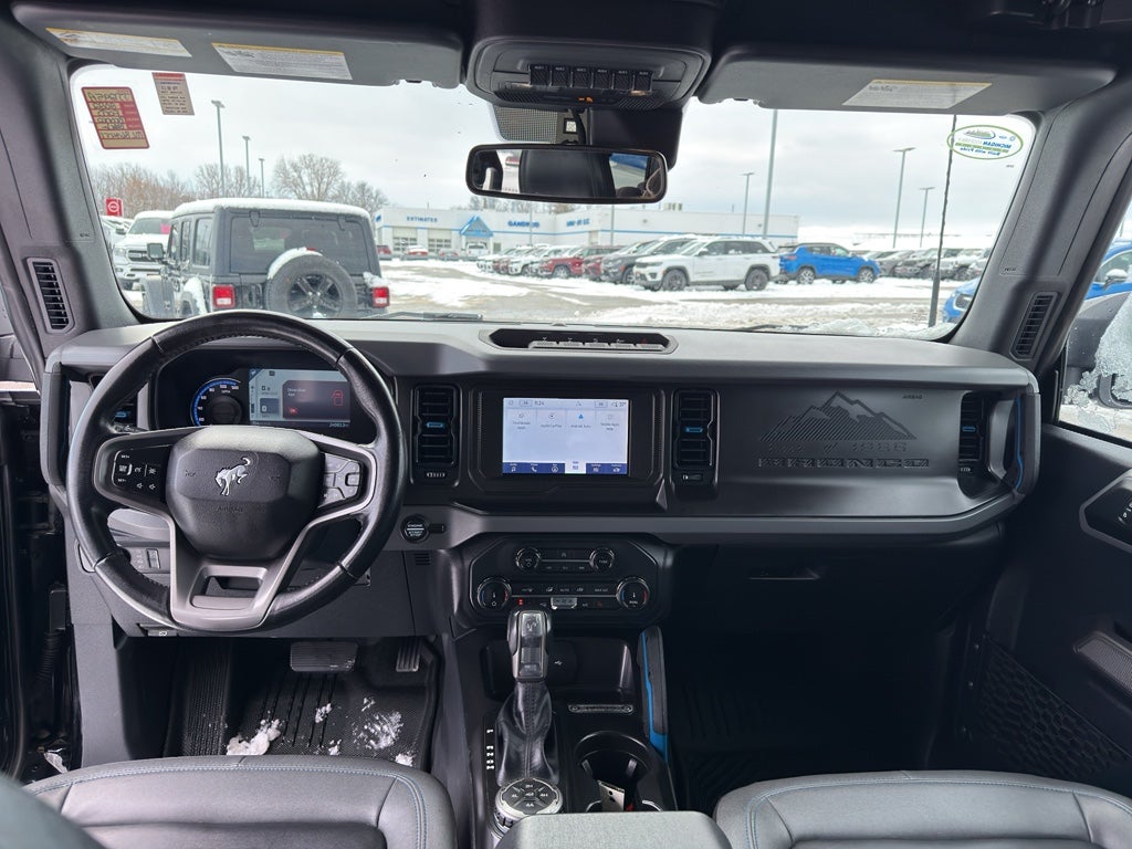 2022 Ford Bronco Base