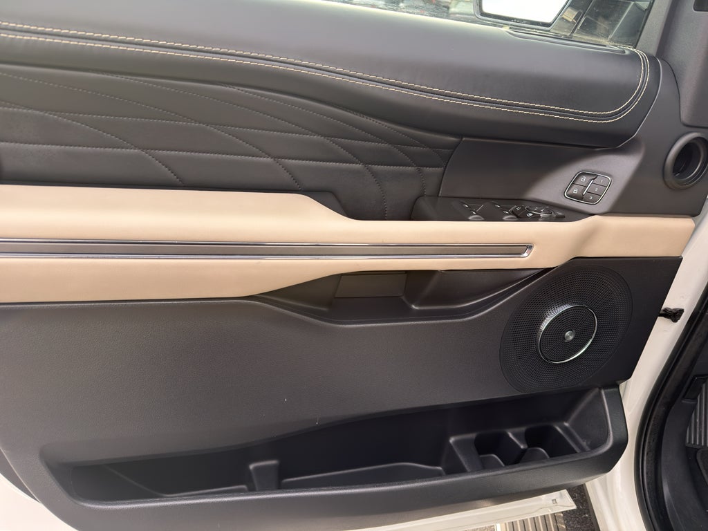 2024 Ford Expedition Max Platinum