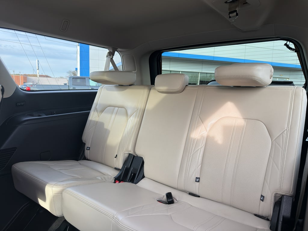 2024 Ford Expedition Max Platinum