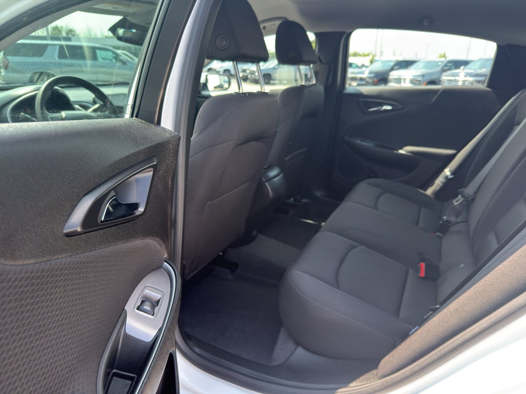 2024 Chevrolet Malibu LS