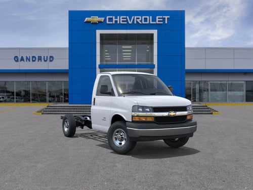 2026 Chevrolet Express Cutaway 3500 1WT
