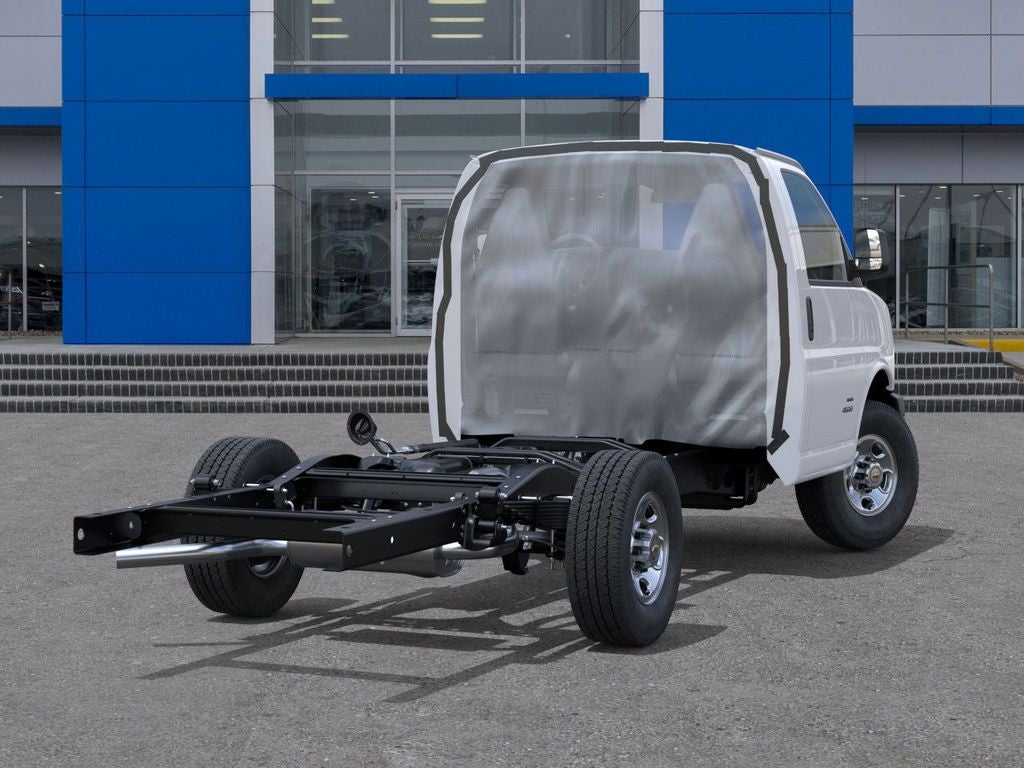 2025 Chevrolet Express Cutaway 3500 1WT