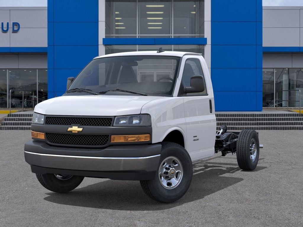 2025 Chevrolet Express Cutaway 3500 1WT