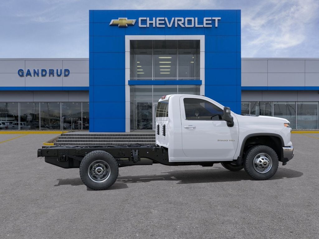 2025 Chevrolet Silverado 3500 HD Chassis Cab Work Truck