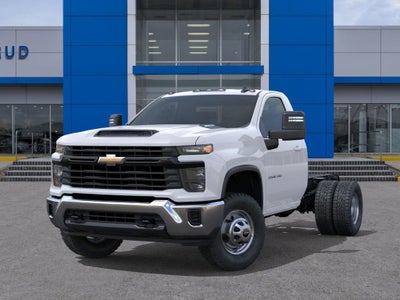 2025 Chevrolet Silverado 3500 HD Chassis Cab Work Truck