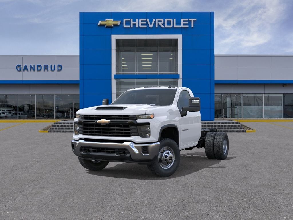2025 Chevrolet Silverado 3500 HD Chassis Cab Work Truck