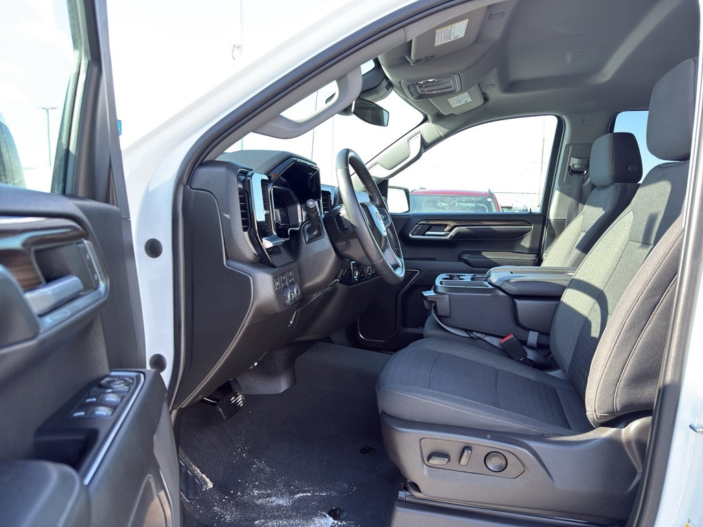 2022 Chevrolet Silverado 1500 LT (2FL)