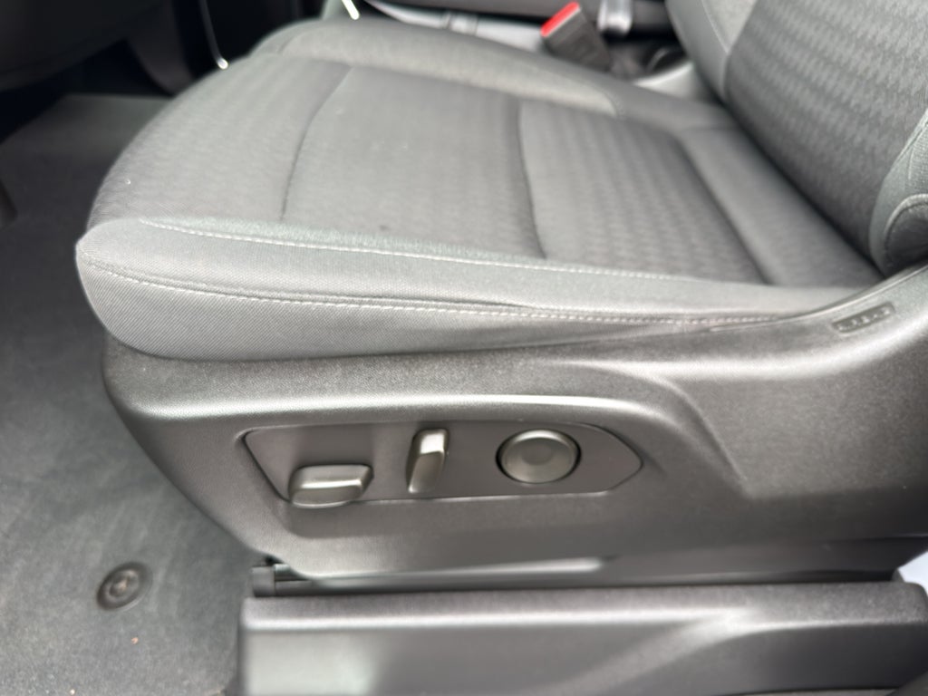 2022 Chevrolet Silverado 1500 LT (2FL)