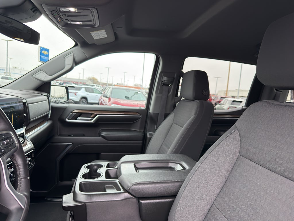 2022 Chevrolet Silverado 1500 LT (2FL)