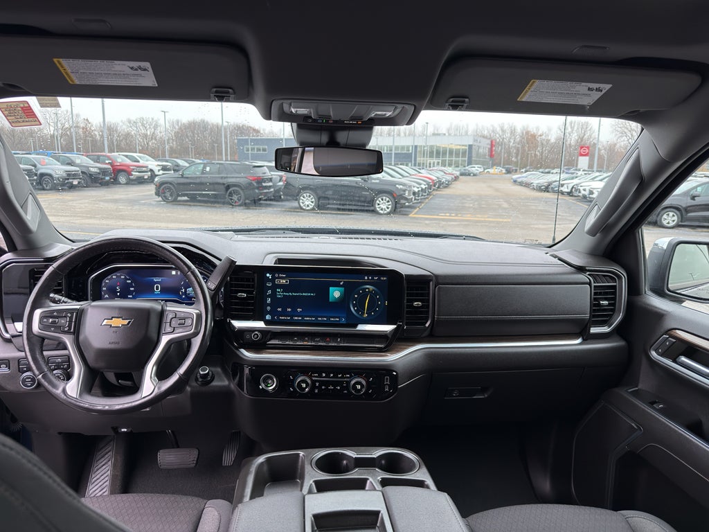 2022 Chevrolet Silverado 1500 LT (2FL)