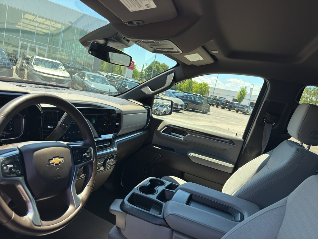 2024 Chevrolet Silverado 1500 LT