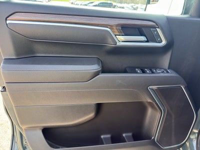 2025 Chevrolet Silverado 1500 LT