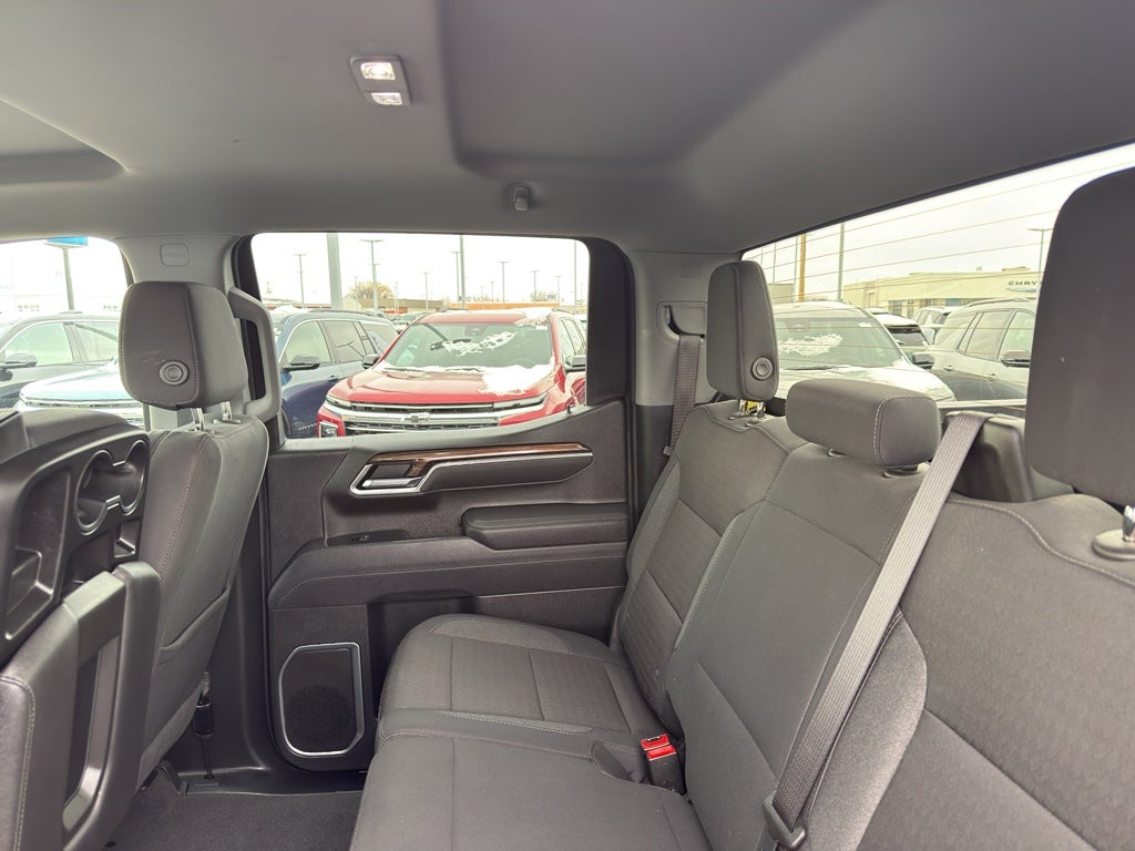 2025 Chevrolet Silverado 1500 LT